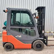 Погрузчик TOYOTA 1.8T 4700ММ